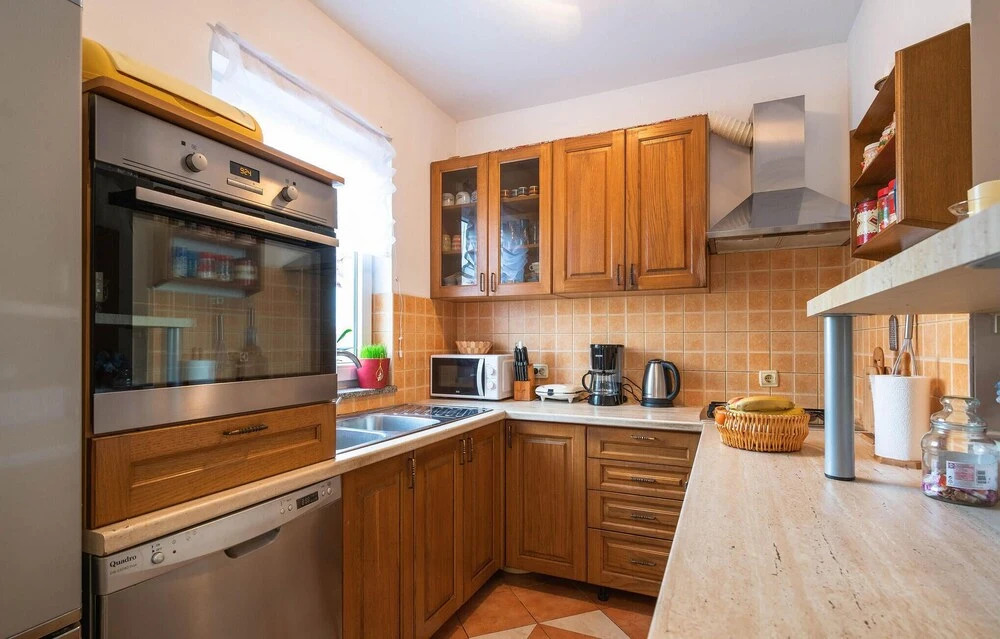 Stunning Home In Marcana