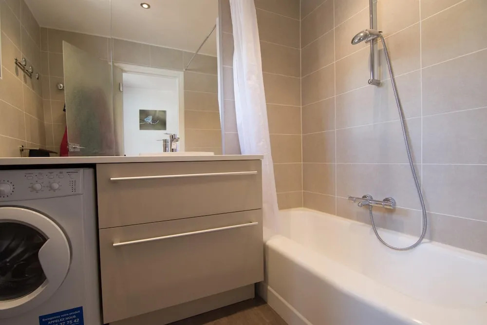 Residece Rapin N°32 : 2 Pièces 5 Personnes / 2 Rooms 5 People