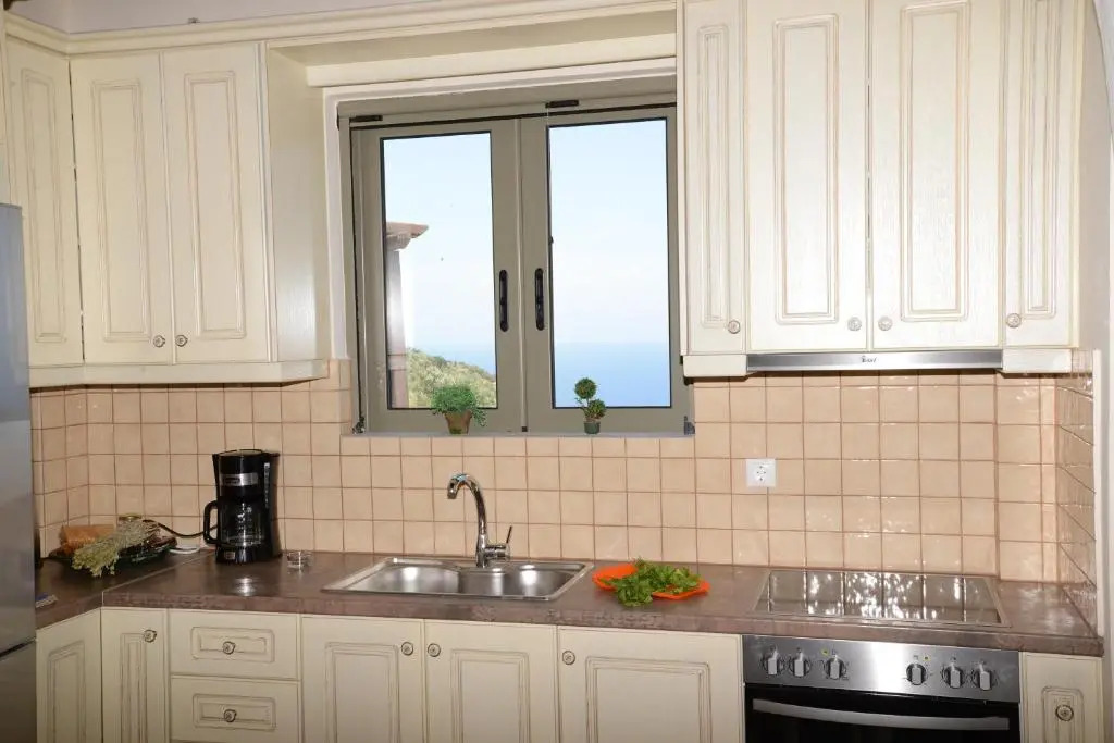 Dio Escapes Houses