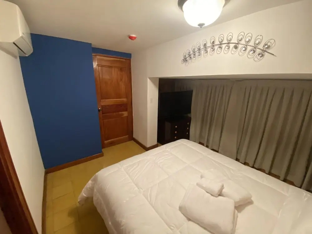 Oasis Hotel