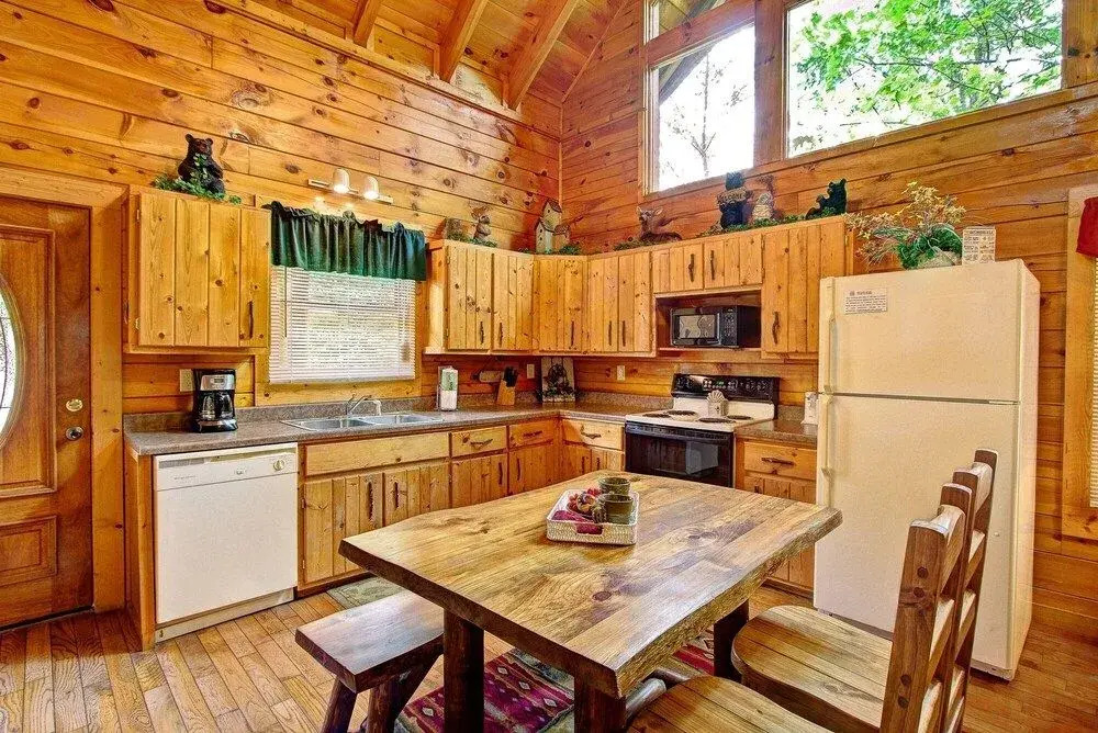 Almost Paradise 1 Bedroom 1 Bathroom Cabin