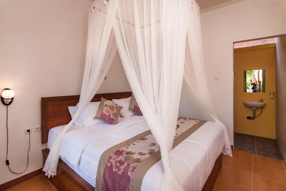 Yellow Bridge Homestay