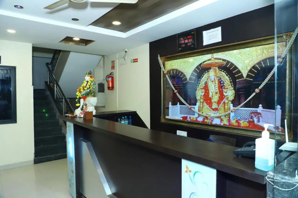 Sai Madhavi Palace Hotel