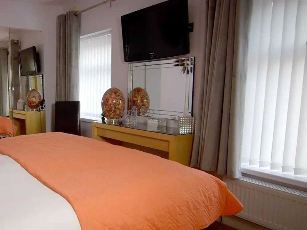 Kenley Hotel