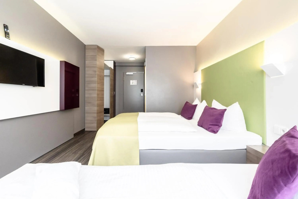 Hotel Demas City