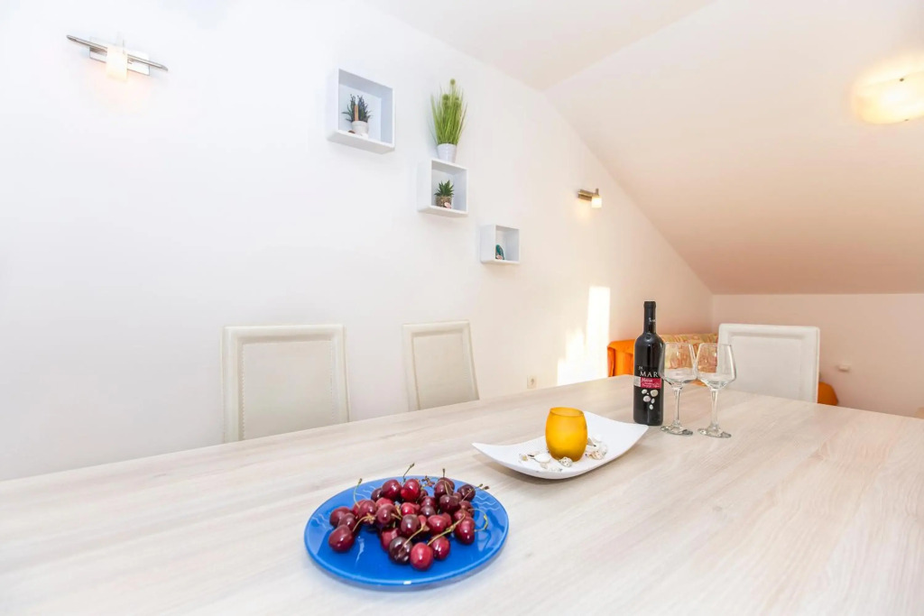 Apartments Villa Dina