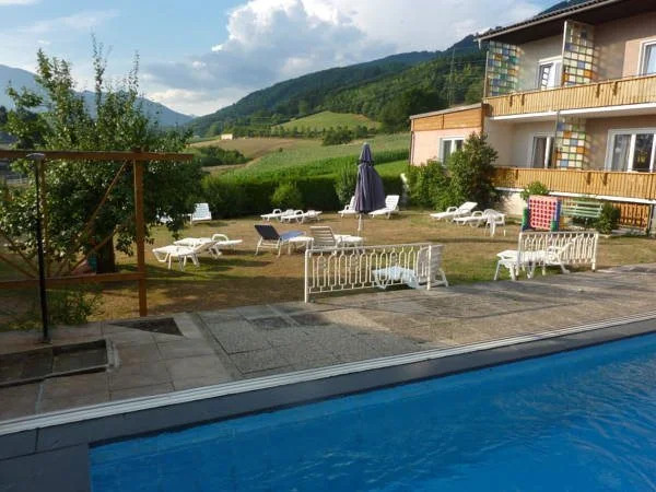 B & B Gmeineck