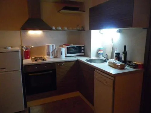 MD Alexander Services Apartments