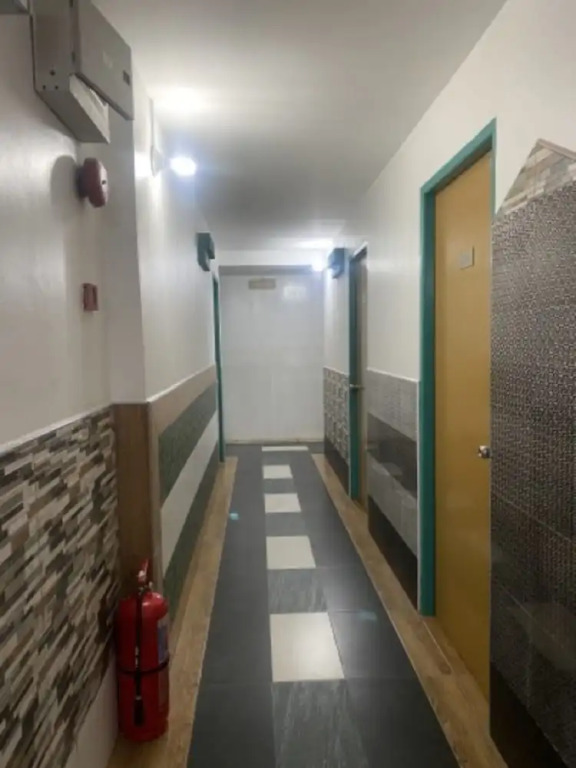 Hotel O Sianglory Inn