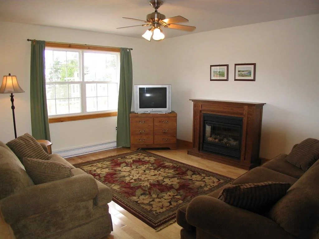 Shining Waters - Ingleside Cottages