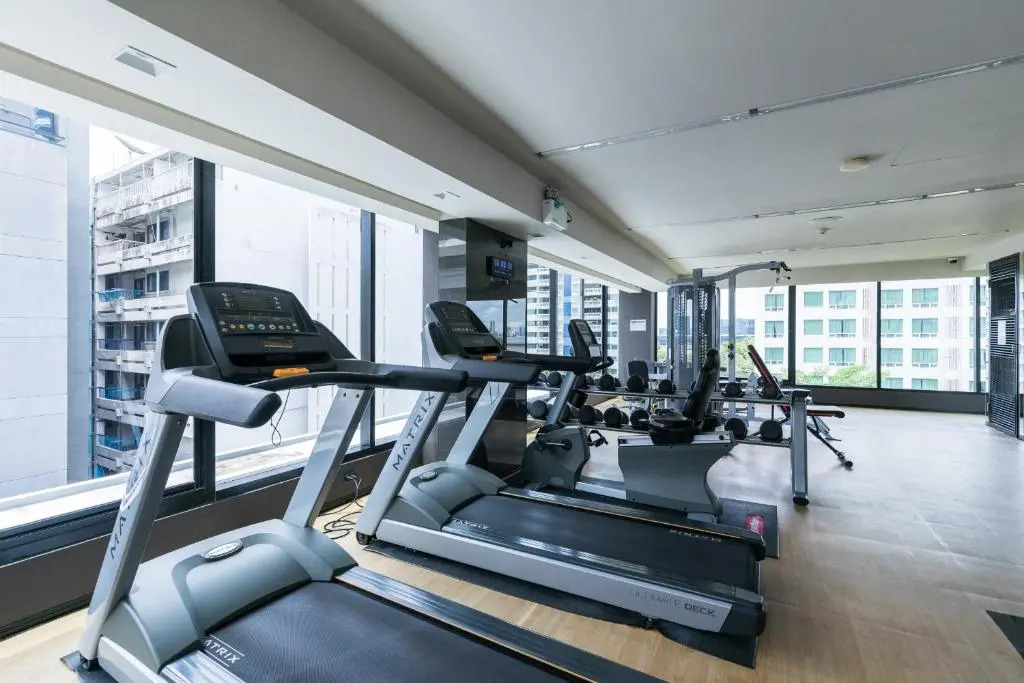 Stylish room ,2beds, Free Wi-Fi,Netflix, BTS Asok, Sukhumvit