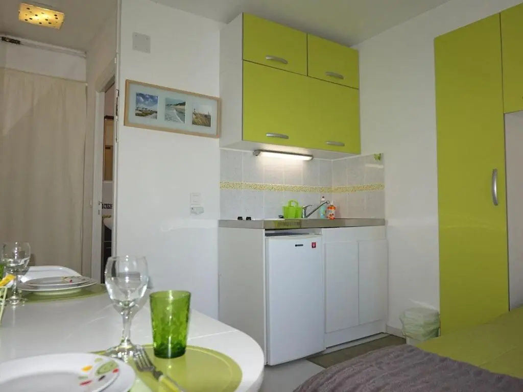 Appartement Merville-Franceville-Plage, 1 pièce, 2 personnes - FR-1-465-14