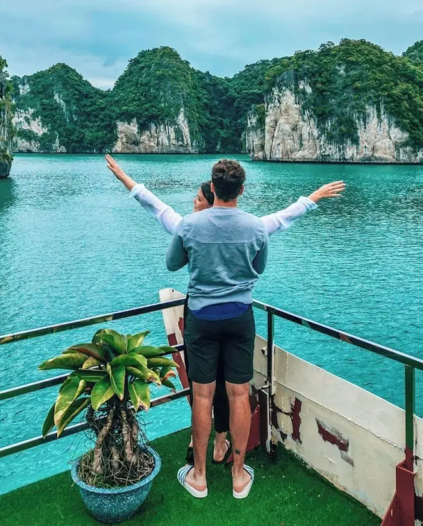 MonHomestay Ha Long-Amazing view balcony