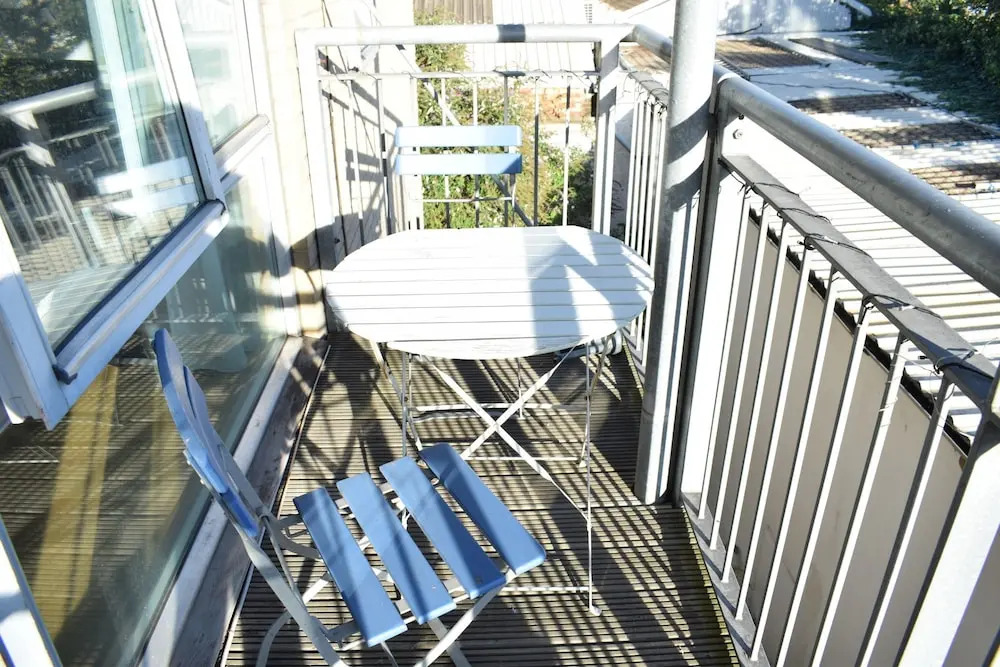 1 Bedroom Apartment in Dalston With Balcony