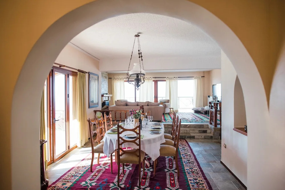 Traditional Luxury Villa Armonia