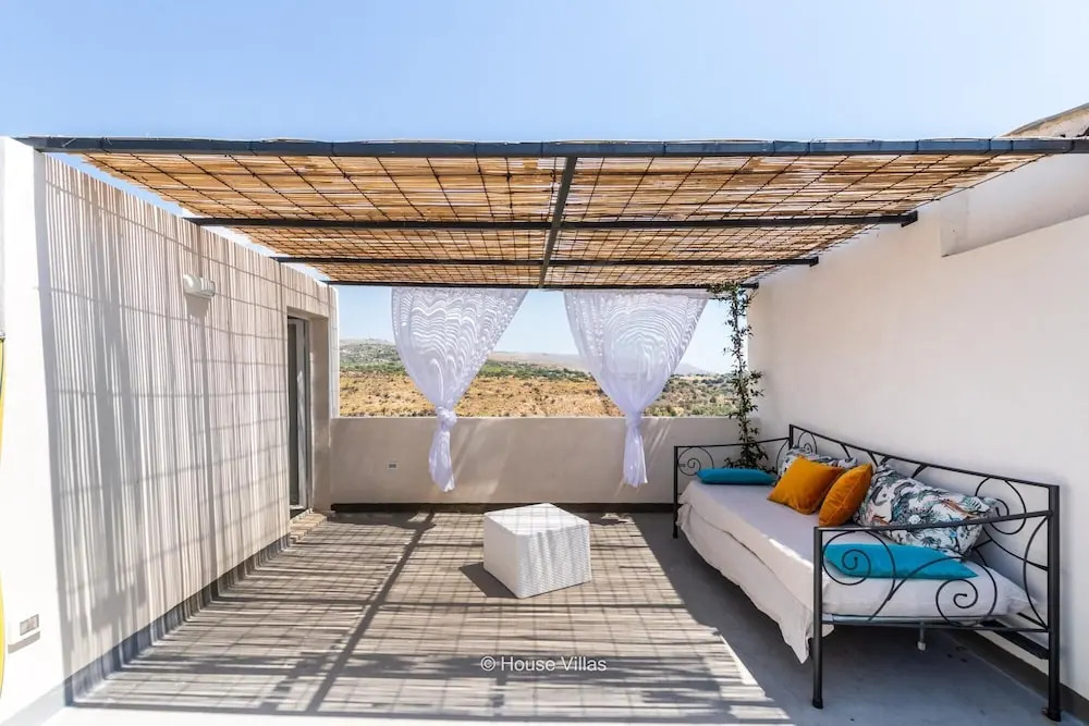 Piano Alto House in Noto