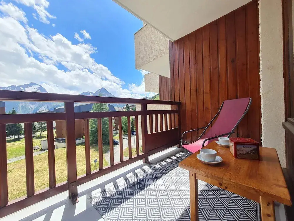 Apartment With Full Amenities