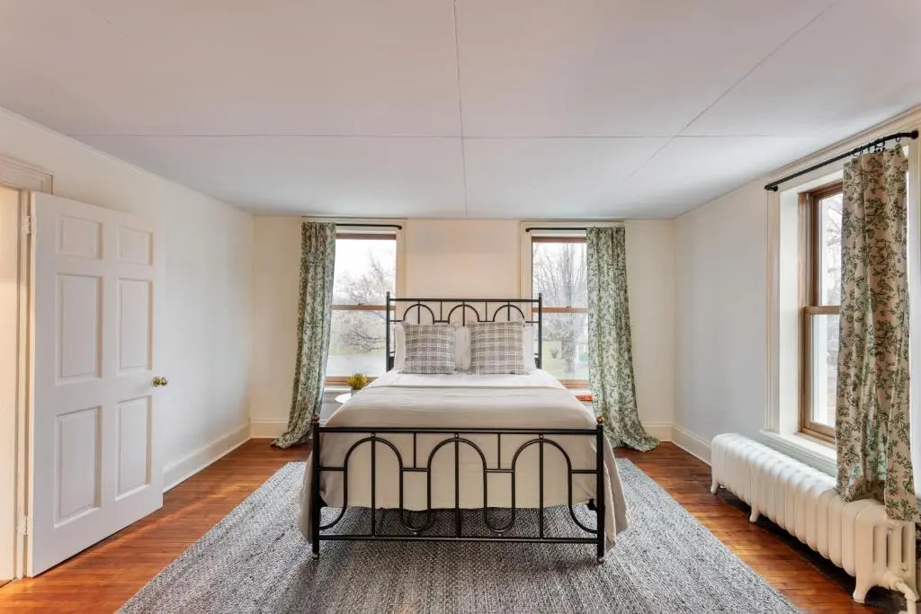 Elliot by Avantstay Historic Character Home in Great Location!