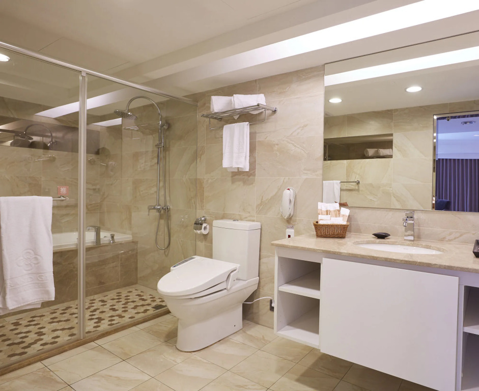 Grand City Hotel