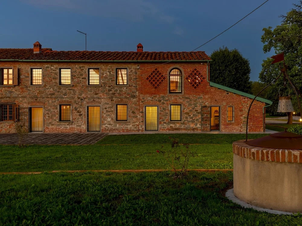 TENUTA FRANCIGENA 8, Emma Villas