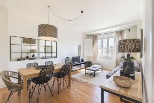 Lovelystay - Bonsai Light And Comfort Flat