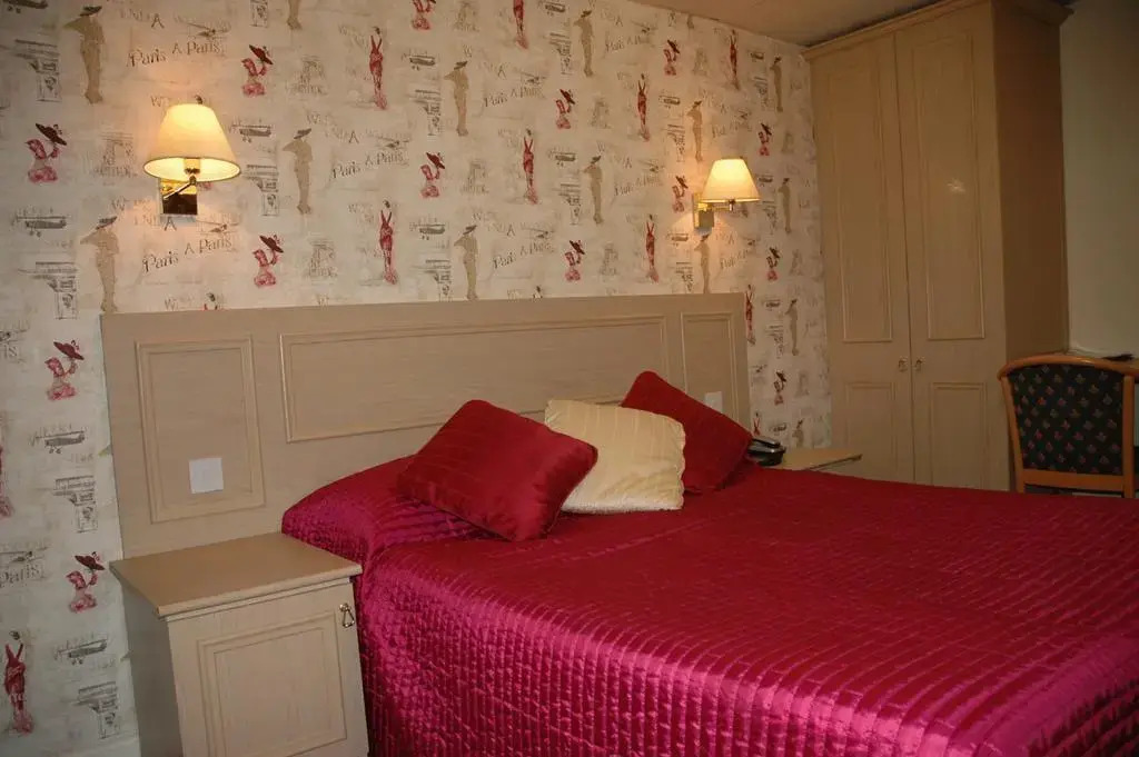 Parisienne Hotel