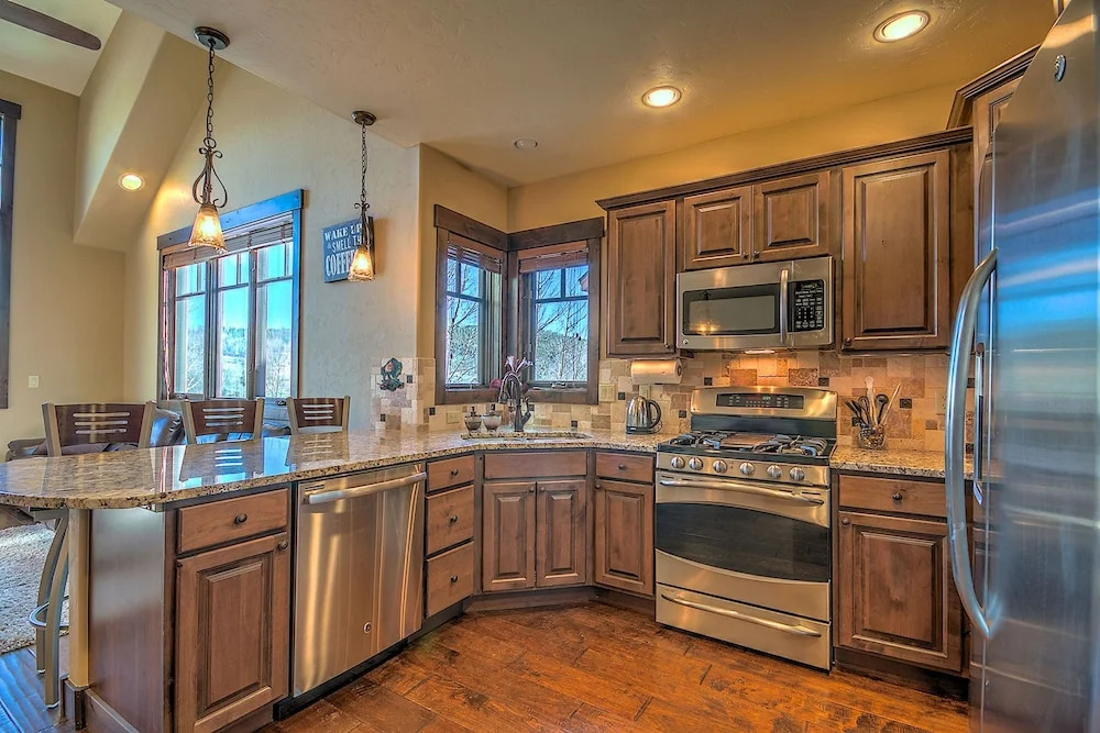 Rolling Ridge #60a by Book by Owner