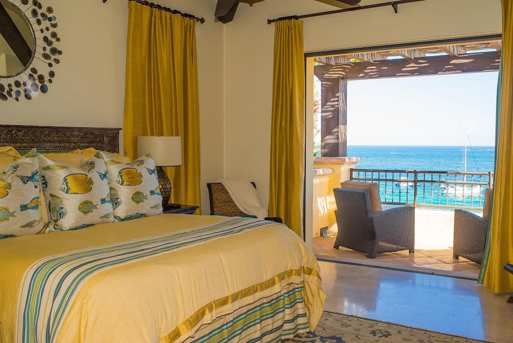 Opulent Medano Beachfront Villa W/beach Club Access: Hacienda Villa 11