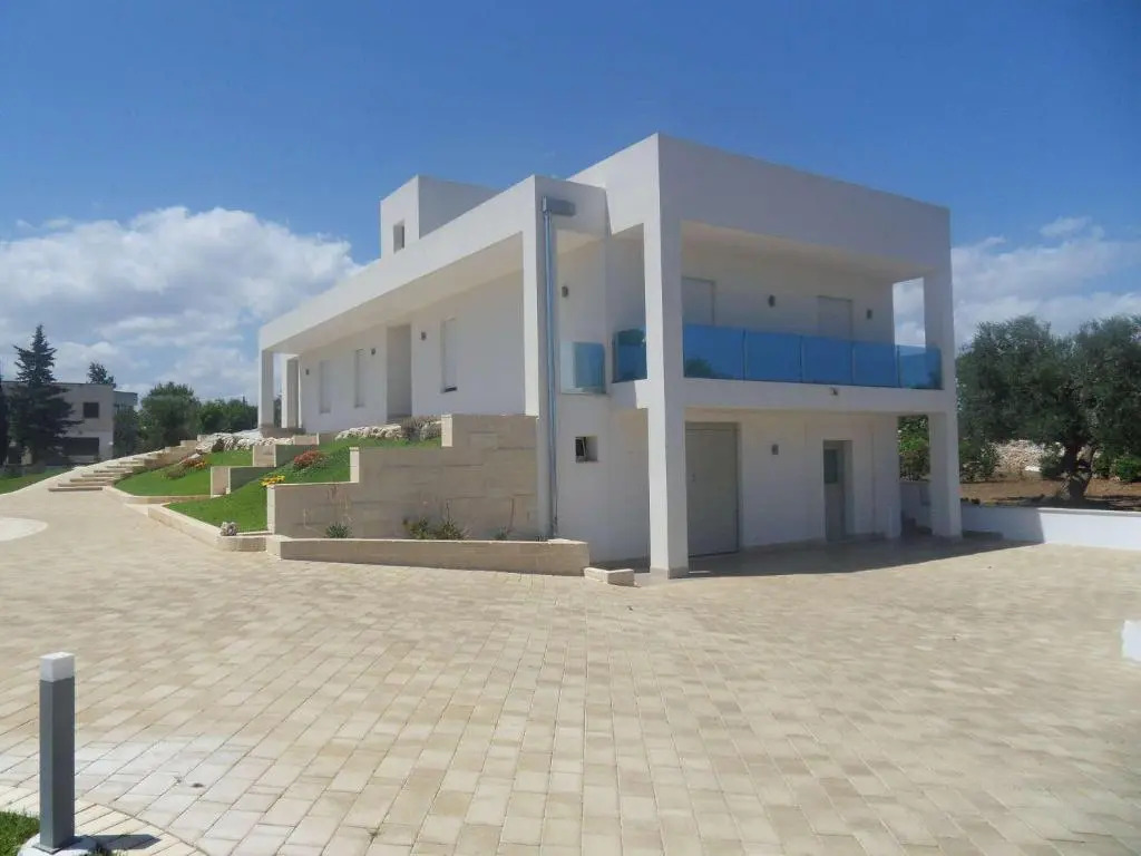Apulia Bianca