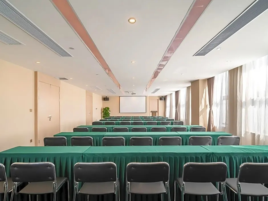 Lavande Hotel (Wuxi Municipal Government Yangming Metro Station)
