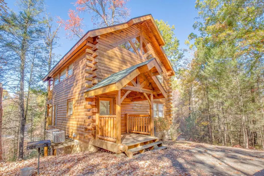 Secret Romance, 2 Bedrooms, Sleeps 8, Pool Table, Hot Tub, Arcade