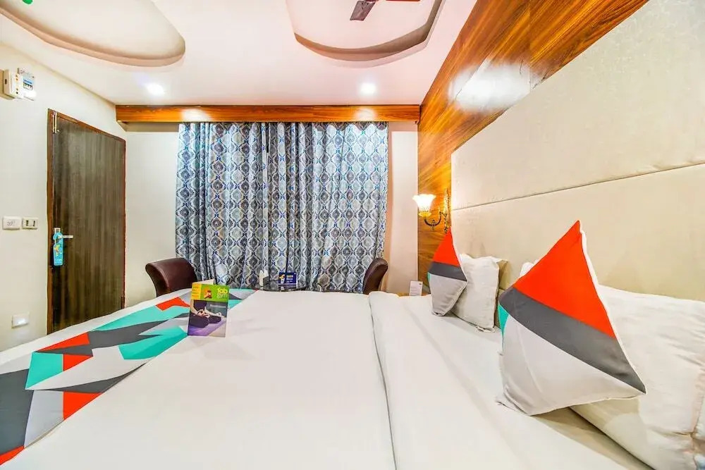 Hotel Grand Residency