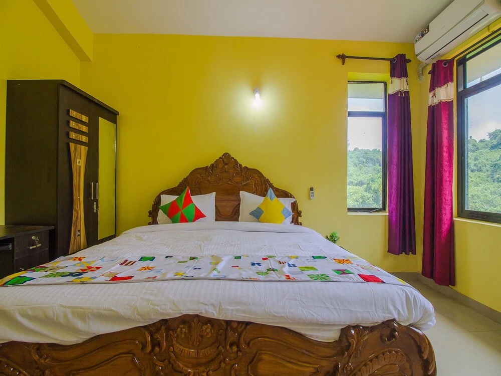 Oyo 18352 Elegant Cottege,Porvorim Goa