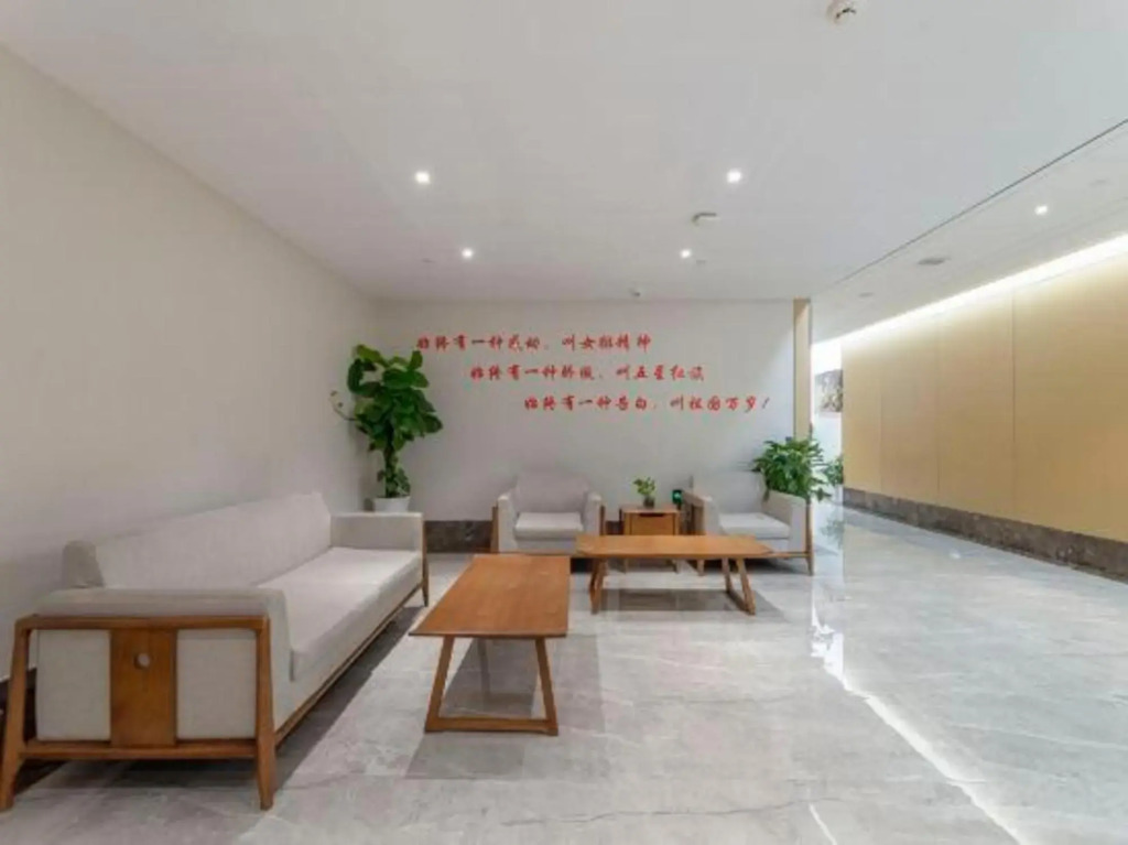 Ningbo Sports Hotel (Beilun Yintai Branch)