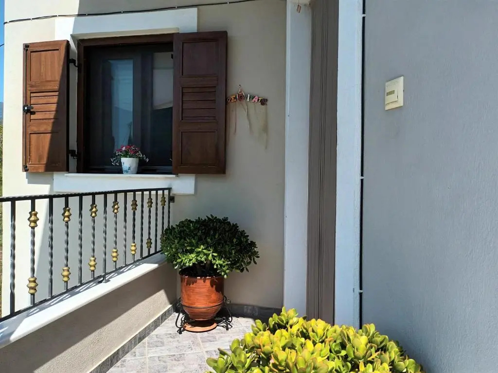 ZENIA Pelion garden house