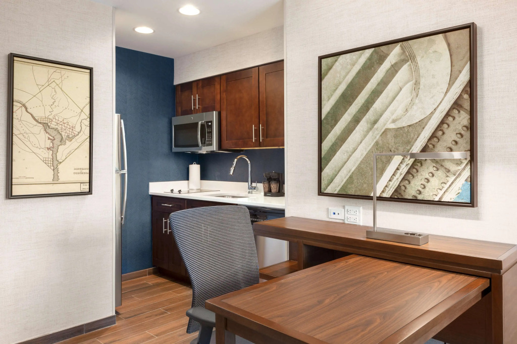 Homewood Suites By Hilton Arlington Rosslyn Key Bridge