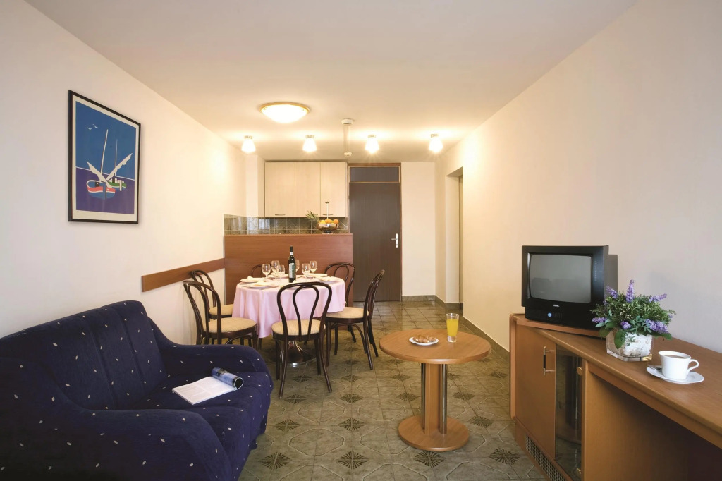 Albona Hotel & Residence