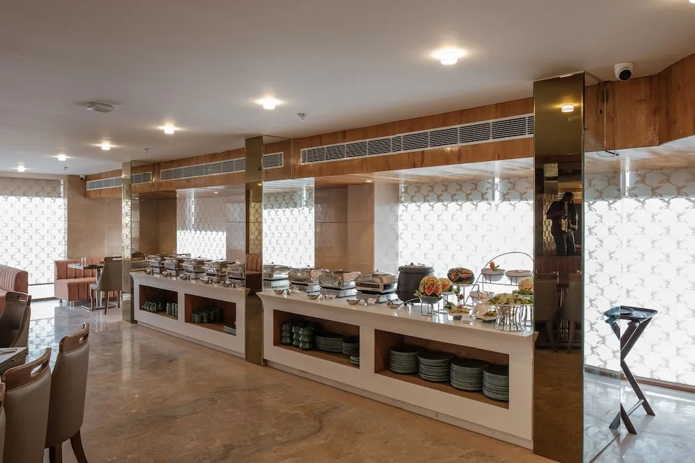 Hotel Clarks Premier ,Kota