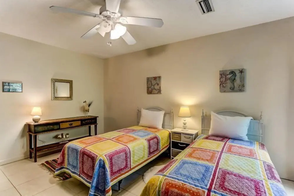 1217 Lagoon Villas