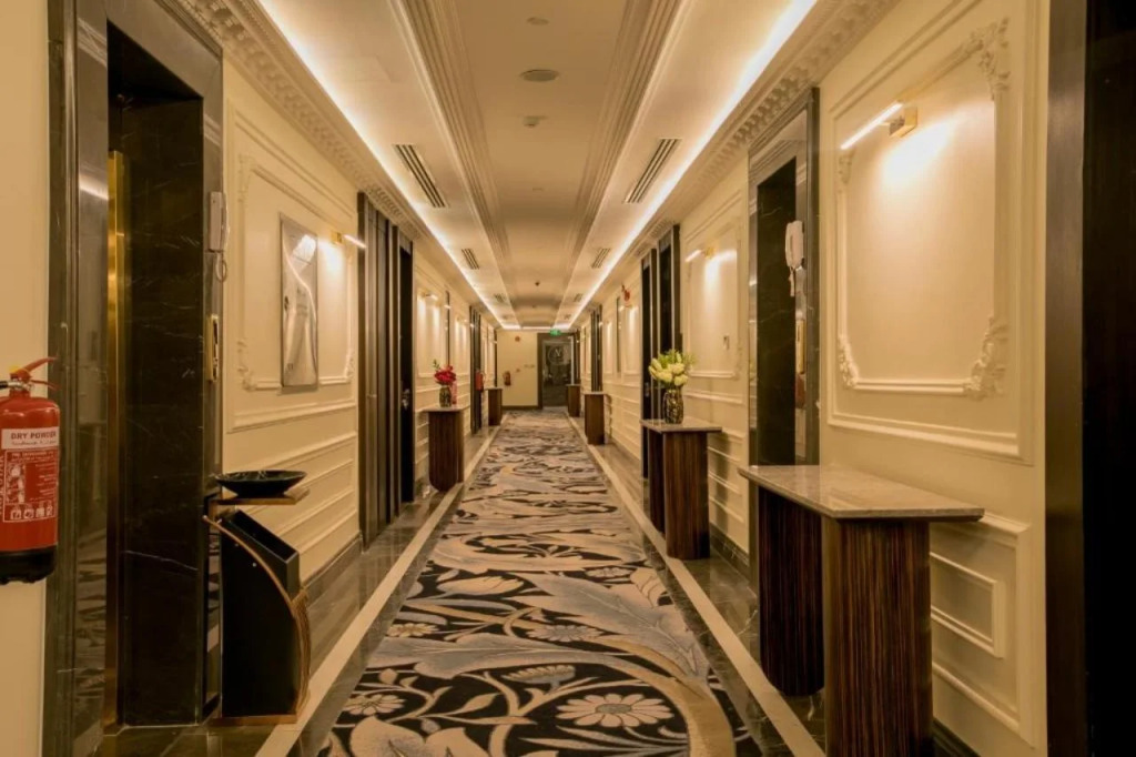 Luxury Night Al Munsiyah