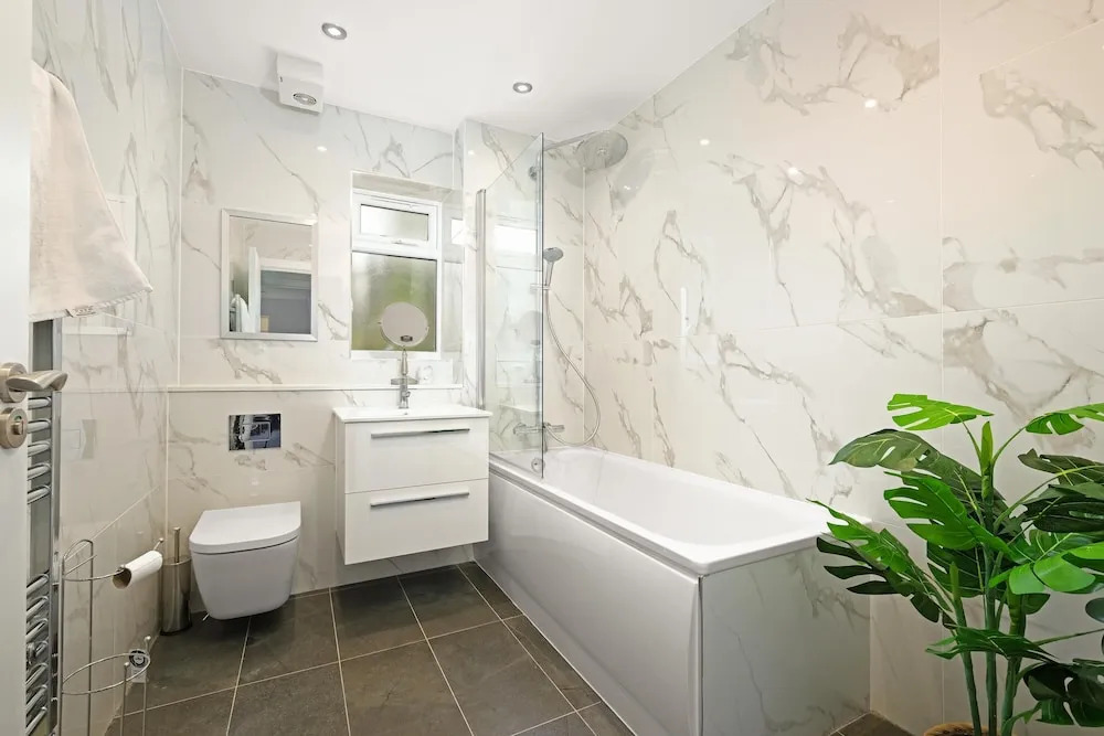 St Martins House Luxury Apts. Ruislip