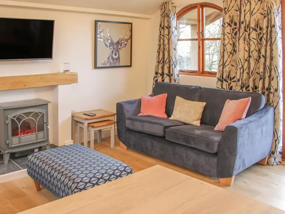 Hillside Lodge