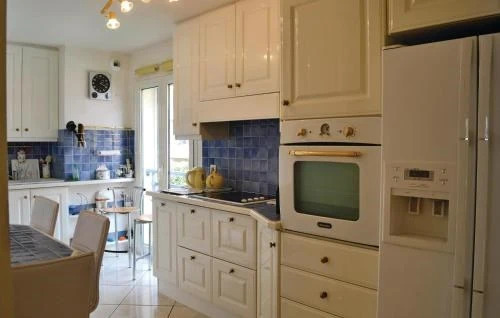 Apartment Immeuble La Rode