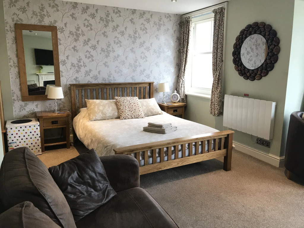Lantana Guest House