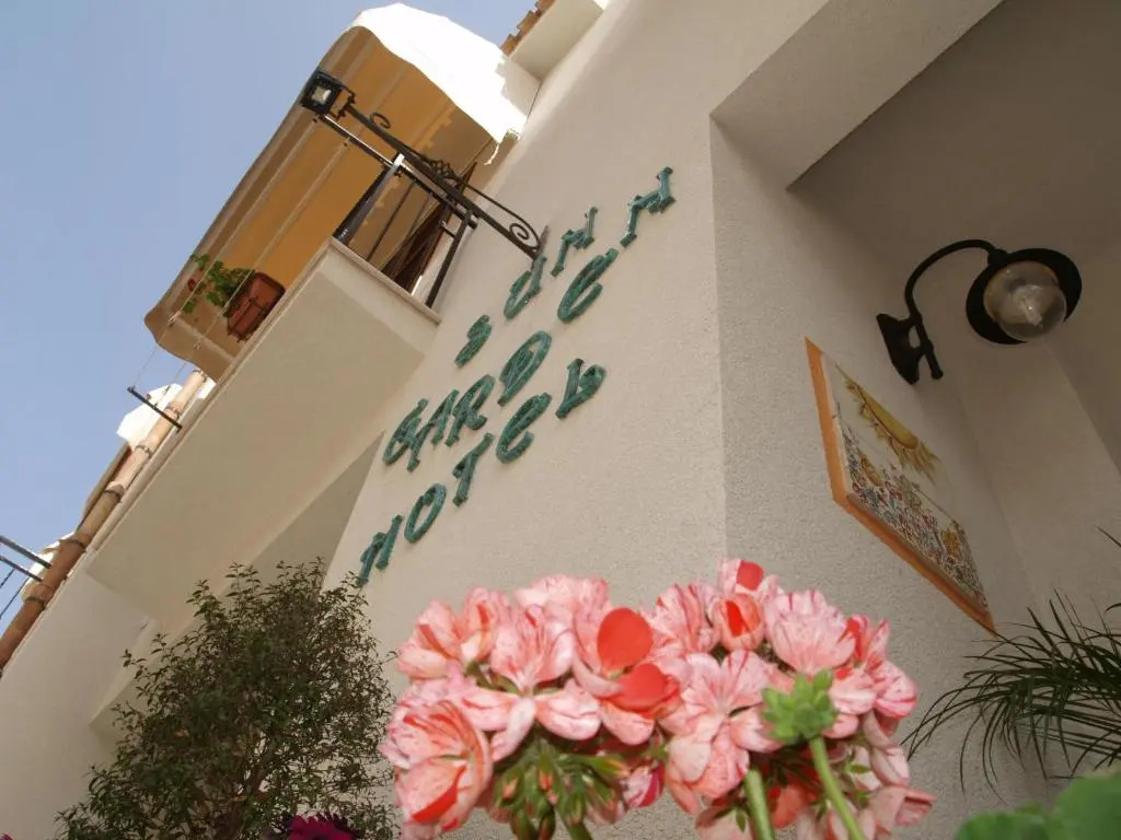 Sun Garden Hotel
