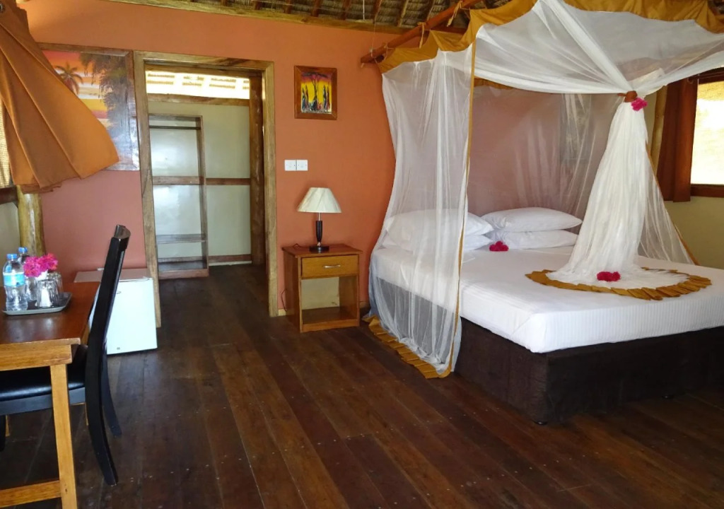 Barrys Beach Resort Pangani