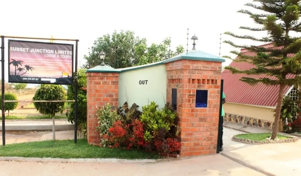 Sunset Junction Lodges & Tours