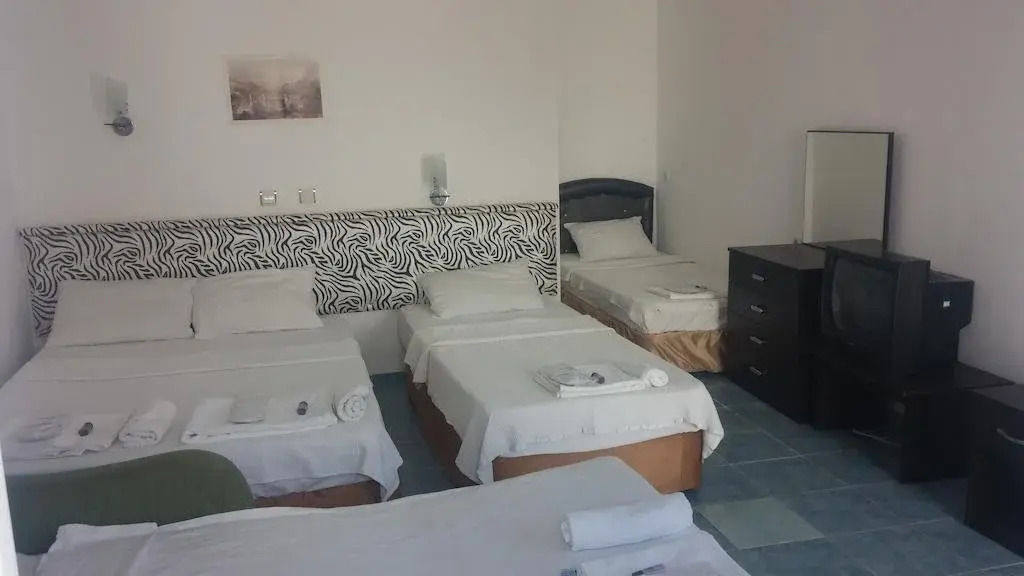 Helios Hotel