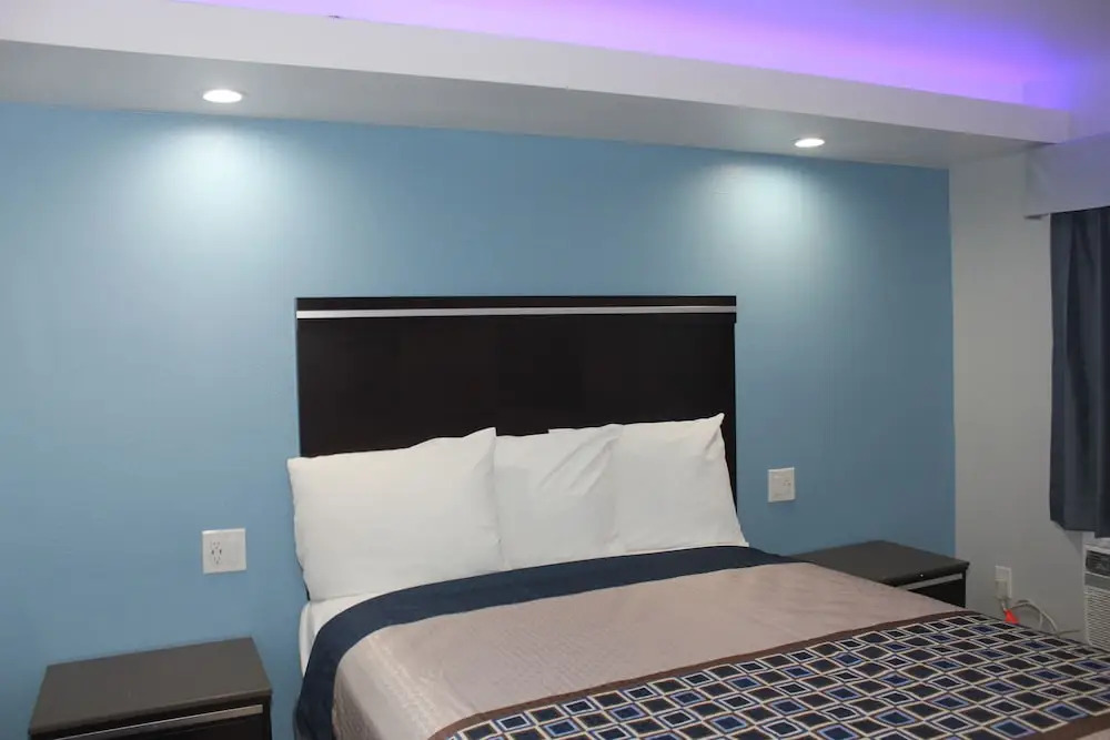 DAY N NIGHT INN - Near Universal Studios Hollywood