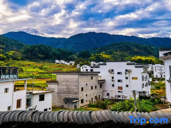 Wuyuan Heshi Homestay